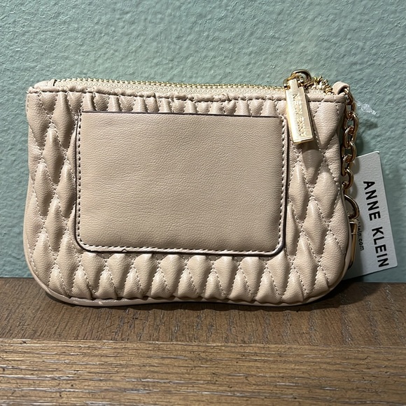 Anne Klein Quilted Oatmilk Beige Clip Wallet Keychain NWT - Picture 2 of 5